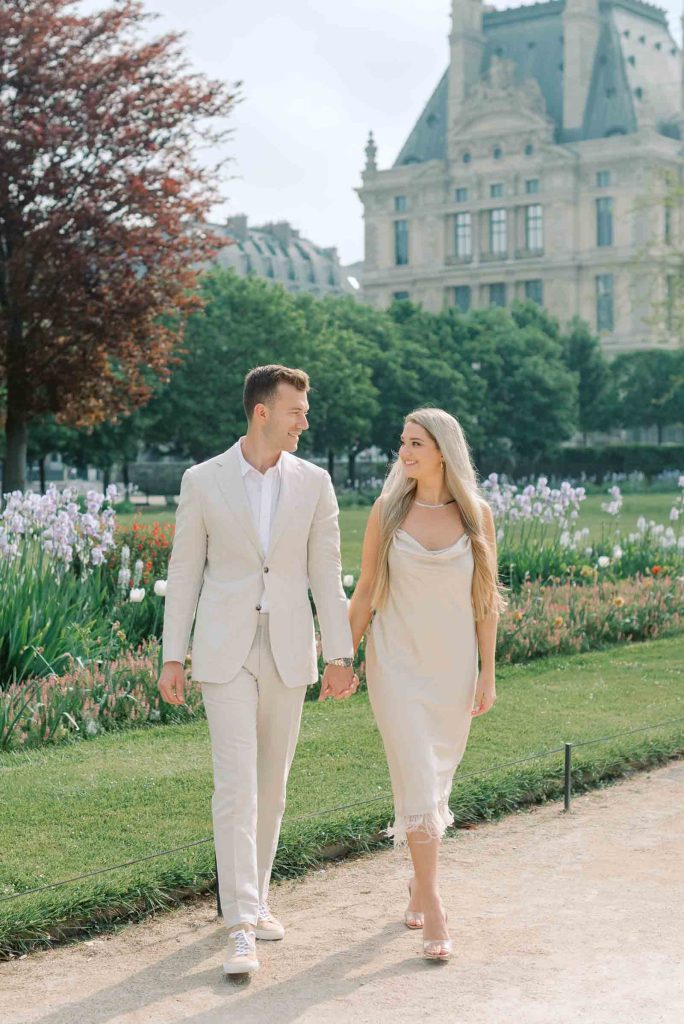 Engagement photos in Tuileries Gardens